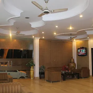 O Grand 3* Delhi (National Capital Territory of India)